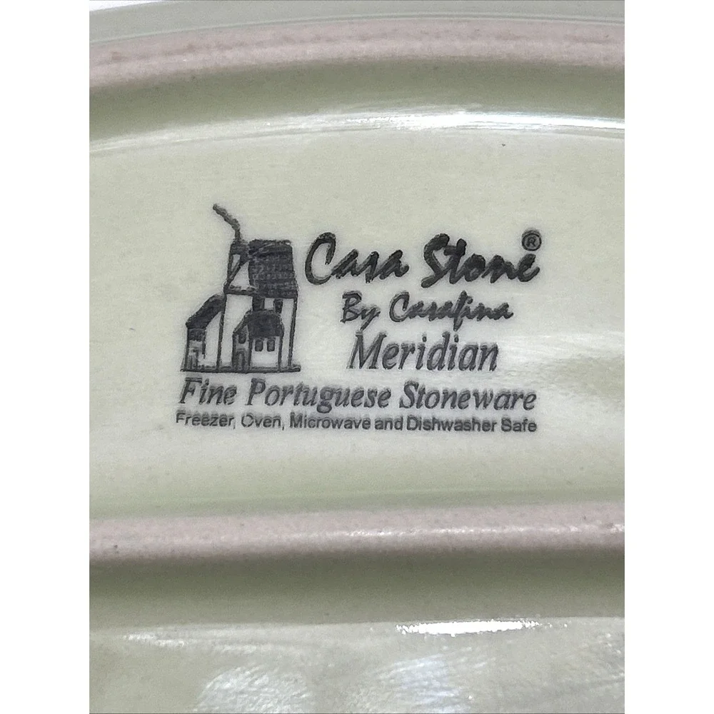 Casa Stone by Casafina Meridian Portuguese Stoneware Oval Dish Pale Green